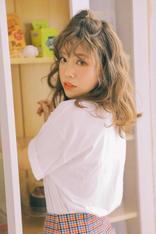 丧尸女